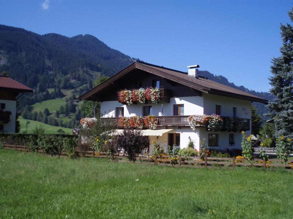 Ferienwohnungen - Haus Zierl ไรท์ บาย คิทซ์บูห์ ภายนอก รูปภาพ